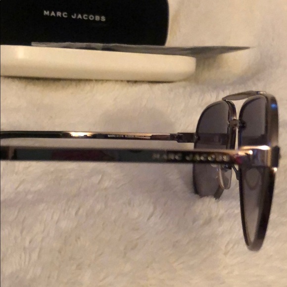 Marc Jacobs sunglasses - Picture 8 of 8